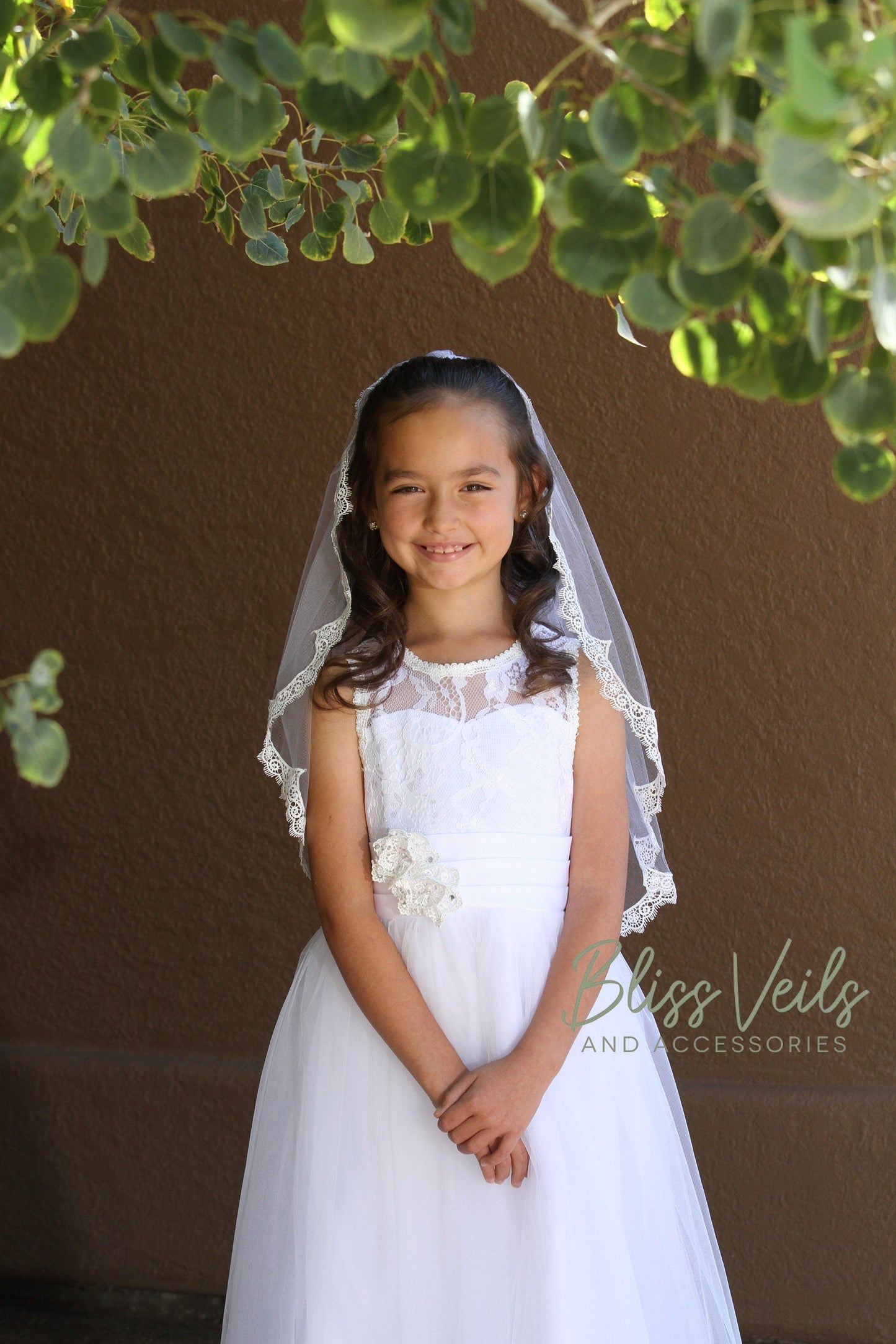 First Holy Communion Veil with Scalloped Lace Edge