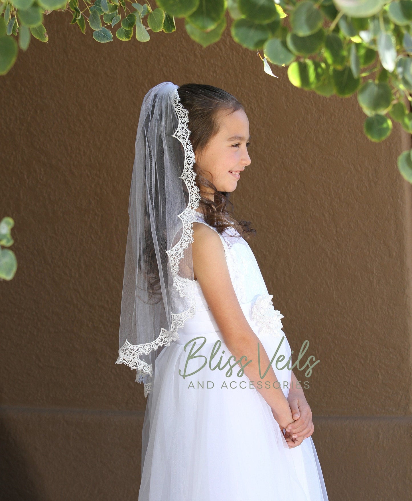 First Holy Communion Veil with Scalloped Lace Edge