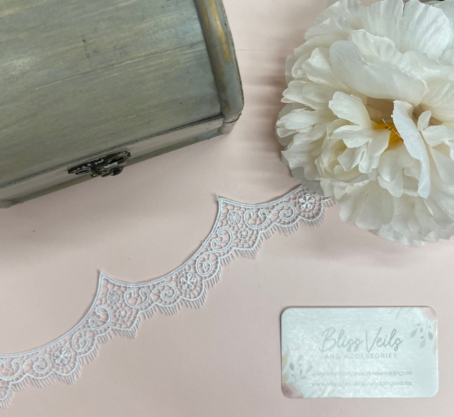 First Holy Communion Veil with Scalloped Lace Edge